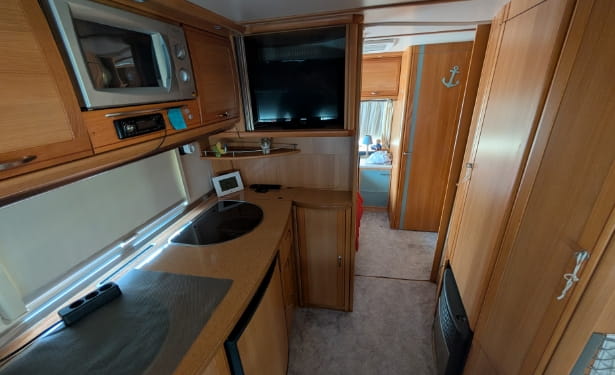 2-campingplatz-gnarrenburg-mitewohnwagen-002-mobile-006