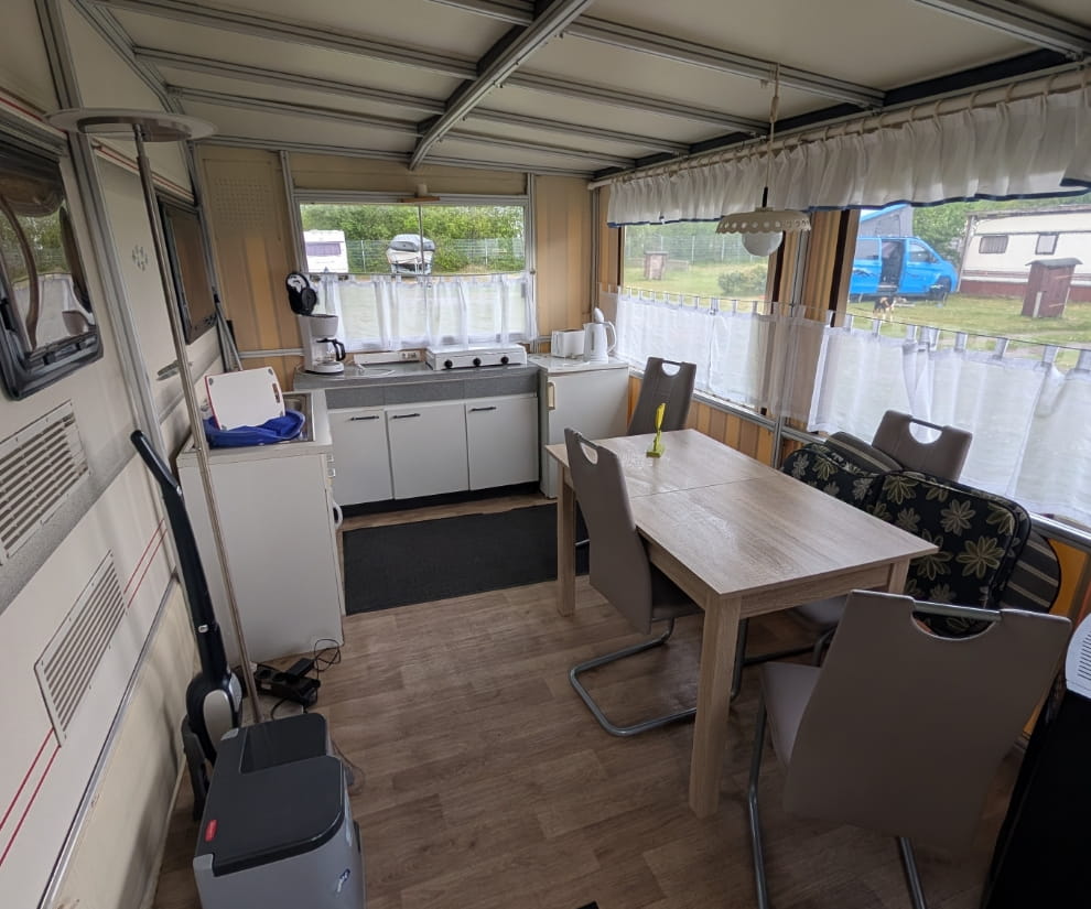 campingplatz-gnarrenburg-mitewohnwagen-001-desktop-001