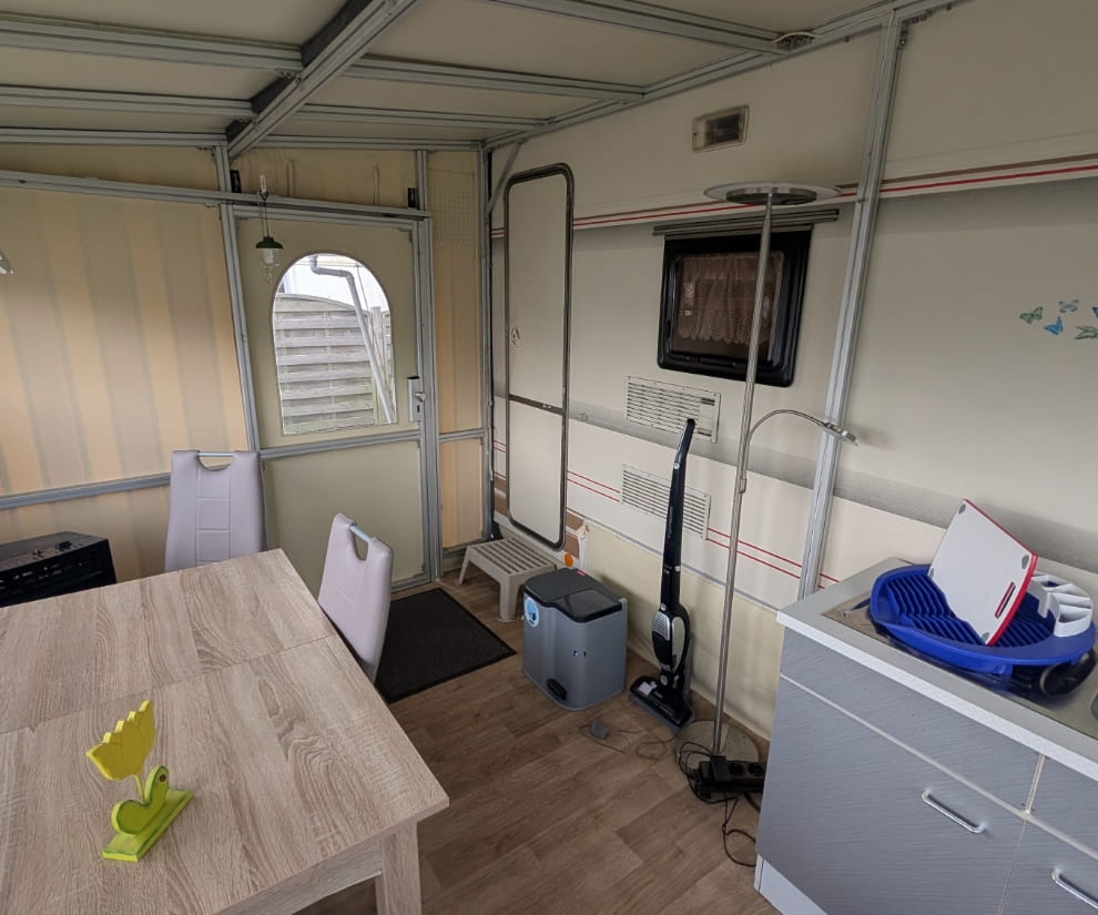 campingplatz-gnarrenburg-mitewohnwagen-001-desktop-002