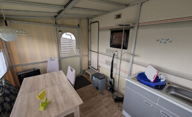 campingplatz-gnarrenburg-mitewohnwagen-001-mobile-003